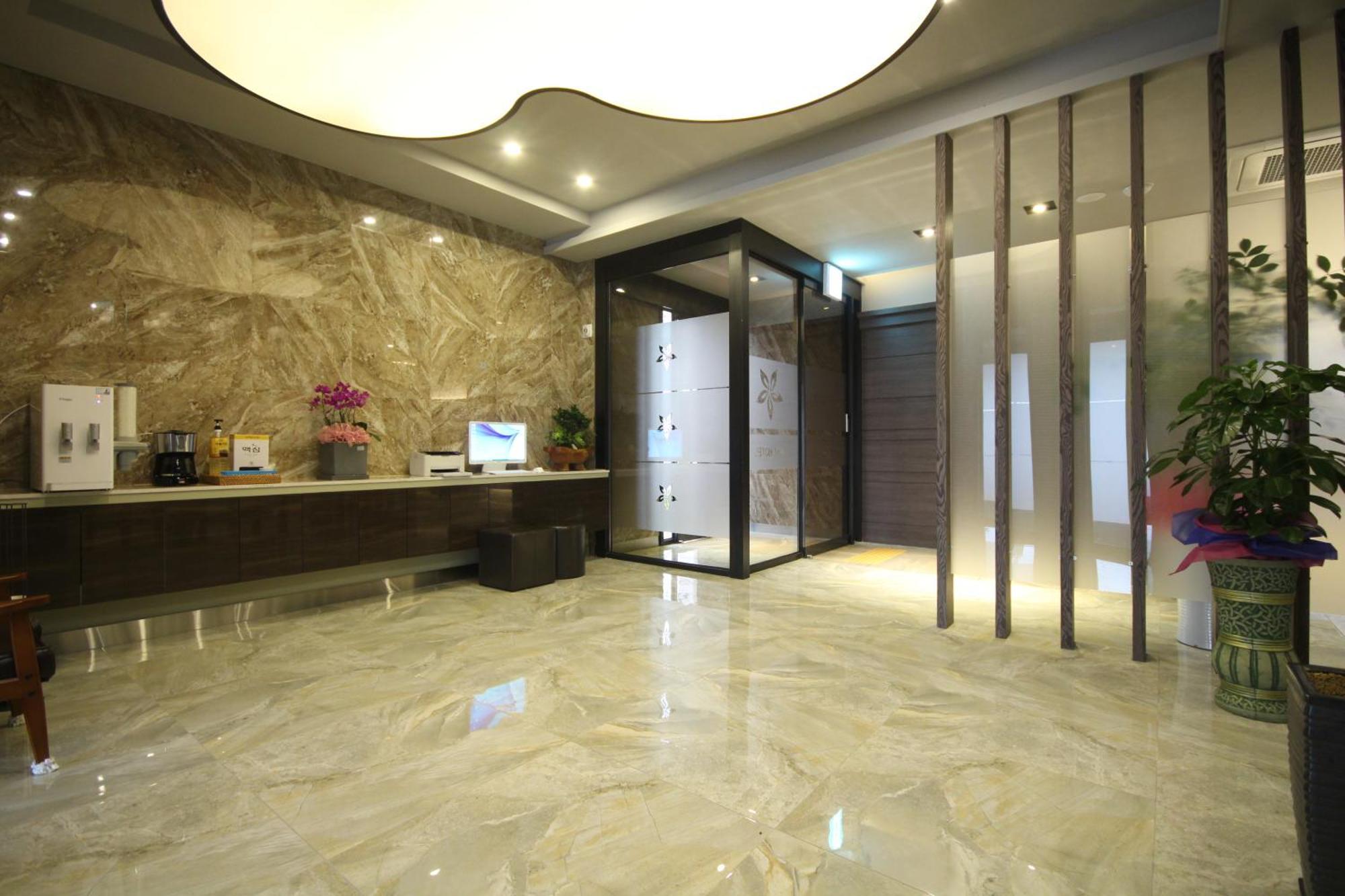Jinju Kai Hotel Luaran gambar