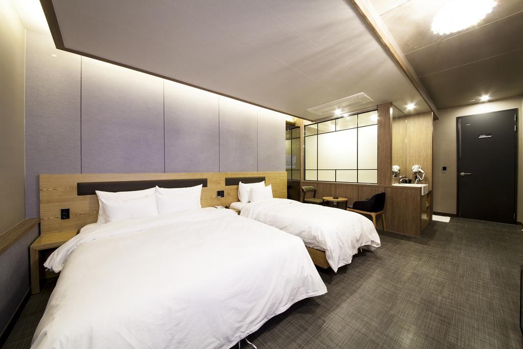 Jinju Kai Hotel Luaran gambar