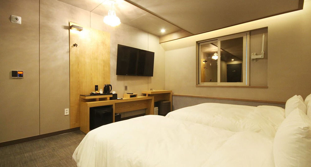 Jinju Kai Hotel Luaran gambar