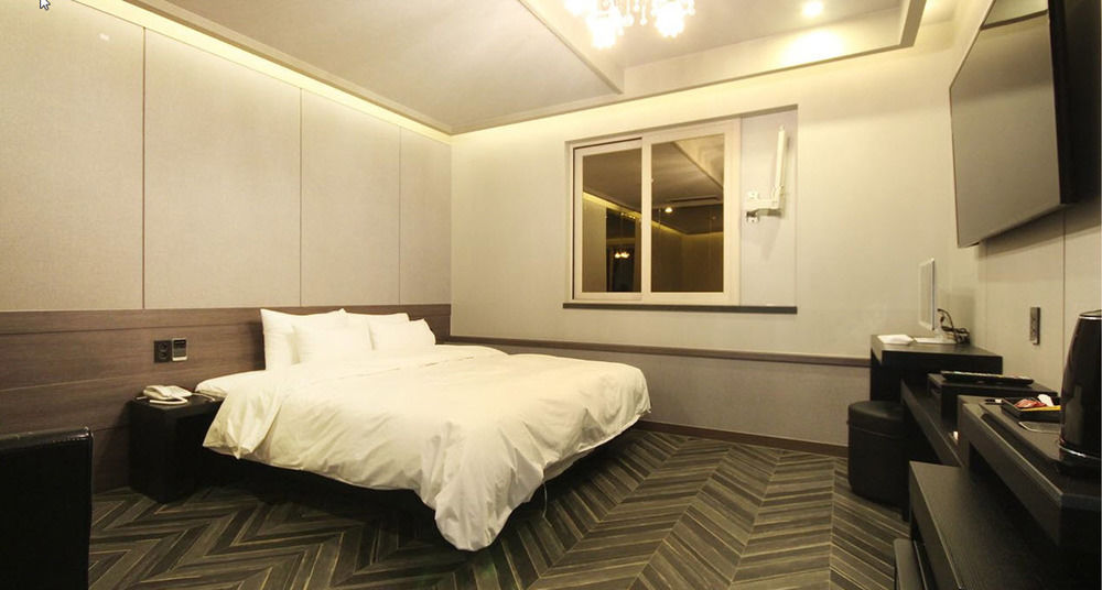 Jinju Kai Hotel Luaran gambar