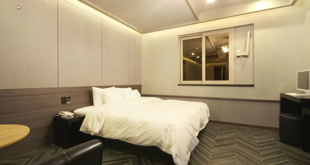Jinju Kai Hotel Luaran gambar